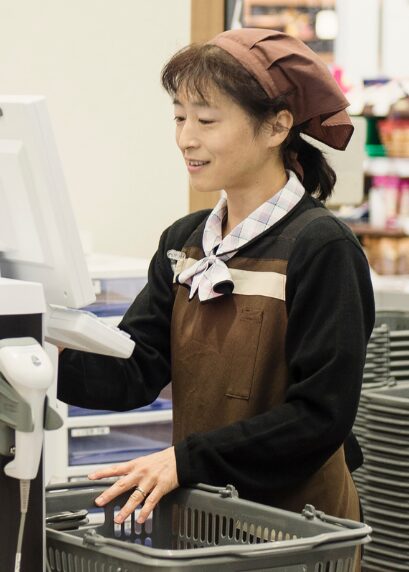 気持ちにも余裕を体力の余裕は、気持ちにも余裕をくれる。自然な笑顔の接客で、フレンドリーに。お客さんともグッと距離感が近づけるかも。